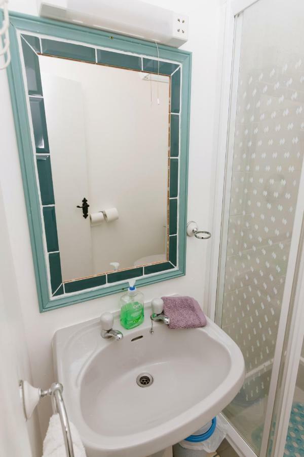 Bed and Breakfast Eagle Heights Инишкрон Экстерьер фото