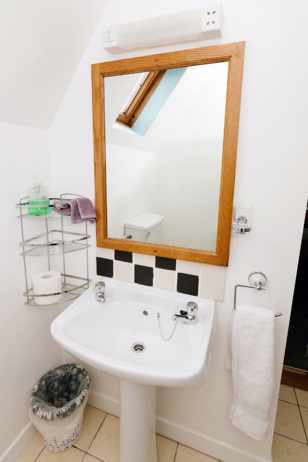 Bed and Breakfast Eagle Heights Инишкрон Экстерьер фото