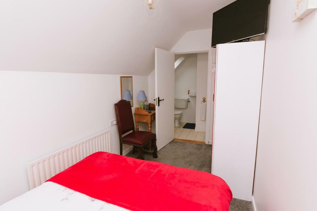 Bed and Breakfast Eagle Heights Инишкрон Экстерьер фото